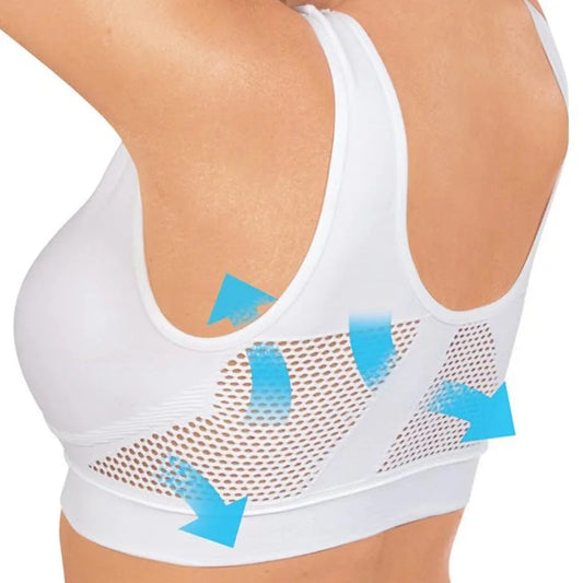 Breathable sports bra with pad